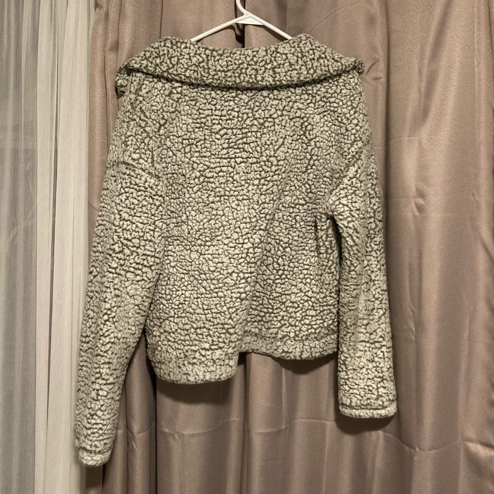 thread + supply - Picture 2 of 7